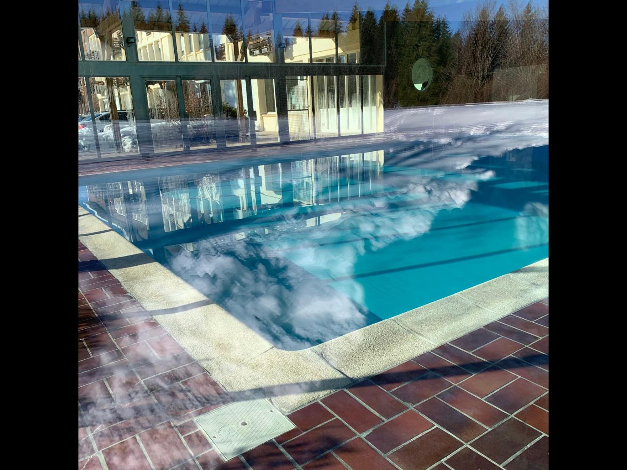 Chalet L'Embellie - Chalet Avec Piscine Partagee Saint-Laurent-en-Grandvaux Exterior foto